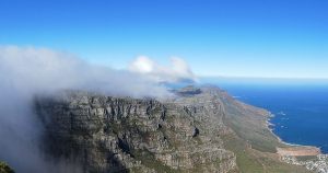 Table Mountain, Cape Town (by 100countries.info)
